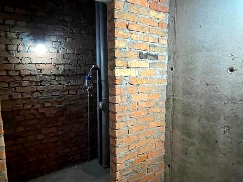 комерційна за адресою Микільсько-Слобідська вул., 13