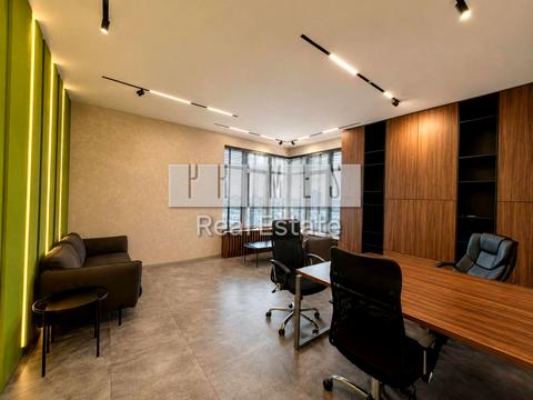 комерційна за адресою Кловський узвіз, 7a