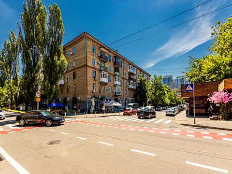 квартира за адресою Андрія Верхогляда вул. (Михайла Драгомирова), 10/10