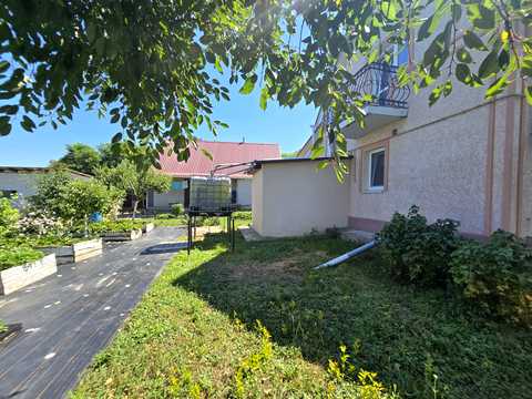 будинок за адресою Вулиця Лесі Українки, 37