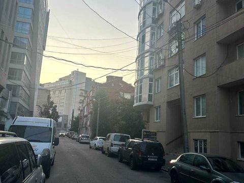 квартира по адресу Николаевская ул. (Короленко), 21