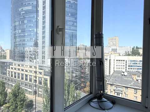 квартира за адресою Лесі Українки бульв., 8