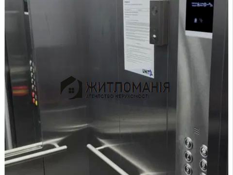 квартира за адресою Академіка Булаховського вул., 32