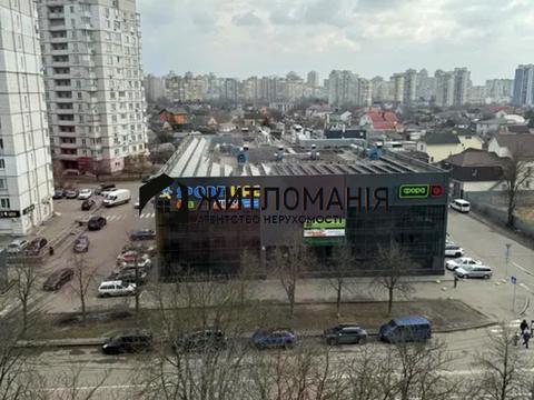 квартира за адресою Академіка Булаховського вул., 32