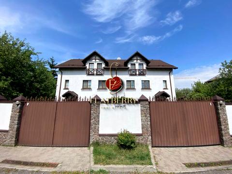 коммерческая по адресу Уласа Самчука ул. (Столєтова), 39