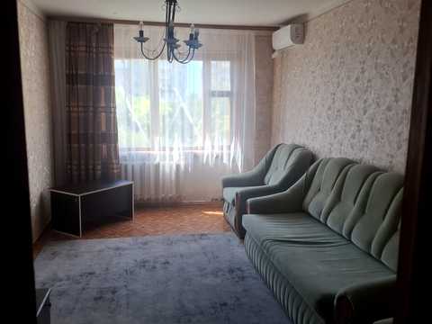 квартира за адресою Євгена Чикаленка вул., 81