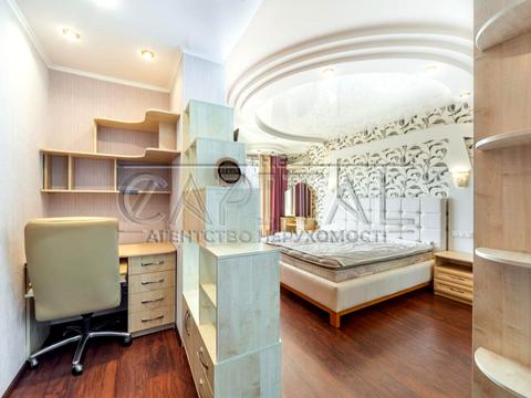 квартира по адресу Александра Мишуги ул., 2