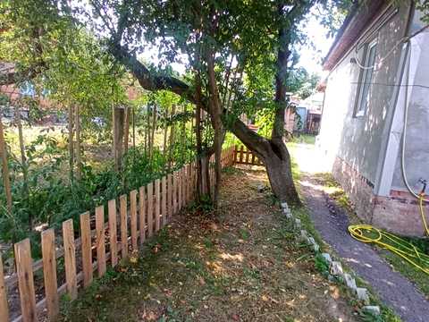 будинок за адресою Степана Подобайла вул. (Матросова), 9