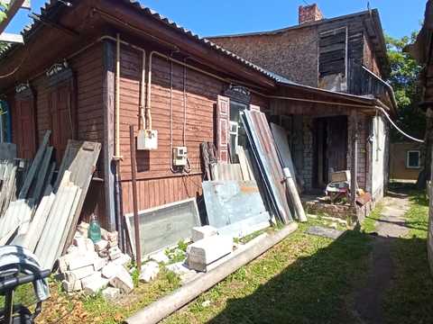 будинок за адресою Степана Подобайла вул. (Матросова), 9