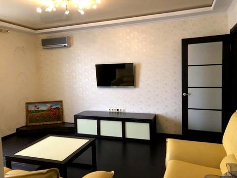 квартира за адресою Космічна вул., 3