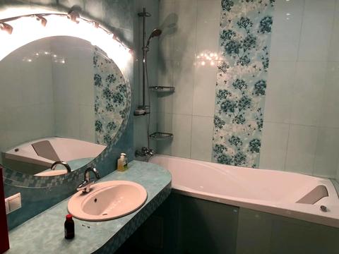 квартира за адресою Космічна вул., 3