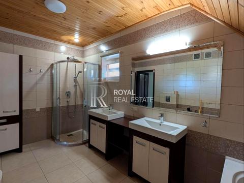 будинок за адресою Лінія 5-а вул.