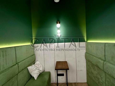 комерційна за адресою Кловський узвіз, 7a
