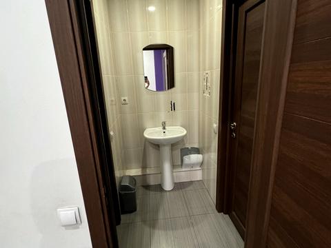 комерційна за адресою Глибочицька вул., 40у