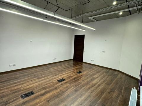 комерційна за адресою Глибочицька вул., 40у