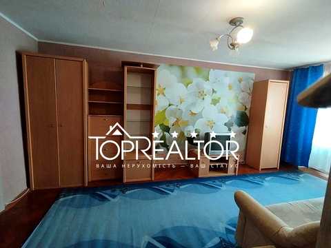 квартира за адресою Стадіонний проїзд, 8