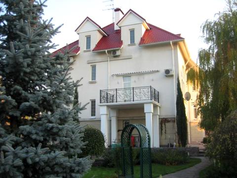 дом по адресу Каштанова ул.