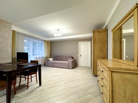 квартира за адресою Велика Васильківська вул. (Червоноармійська), 85-87