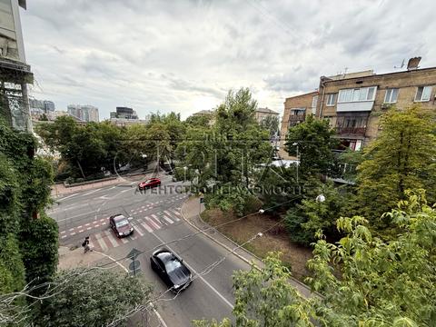 квартира по адресу Бастионная ул., 5/13