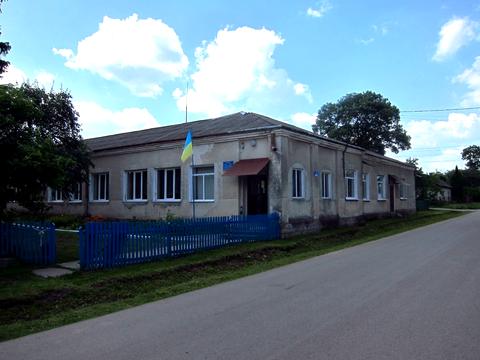дом по адресу Хатки