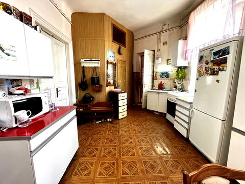 квартира по адресу Святого Теодора пл., 2
