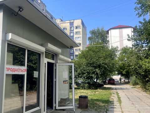 комерційна за адресою Володимира Вернадського вул., 40