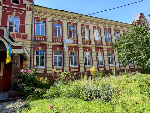 коммерческая по адресу Героев Крут ул. (Фурманова), 16