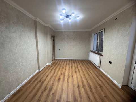 квартира за адресою Базарна вул., 8