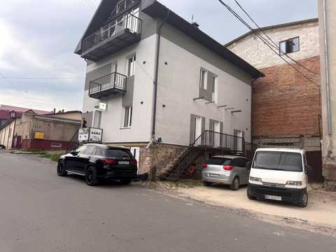 квартира за адресою Базарна вул., 8