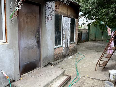 будинок за адресою Закарпатська вул., 8