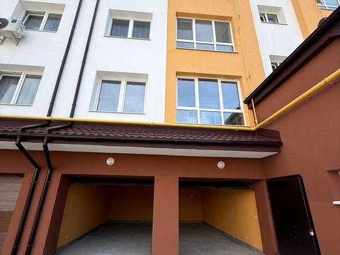 квартира за адресою Героїв Крут вул., 8