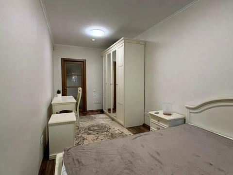 комерційна за адресою Олени Теліги вул., 25-А