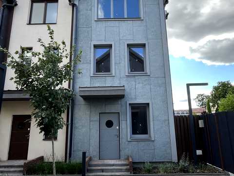 дом по адресу 22-га Садова ул., 1