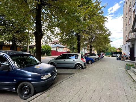 комерційна за адресою Рівне, Петра Могили вул., 25