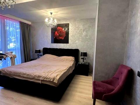 квартира по адресу Вице-адмирала Азарова ул. (Вице-адмирала Азарова), 8а
