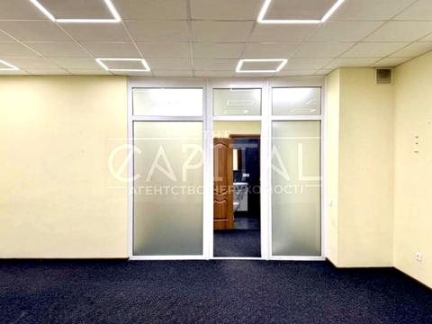 комерційна за адресою Київ, Євгена Коновальця вул. (Щорса), 36-Е