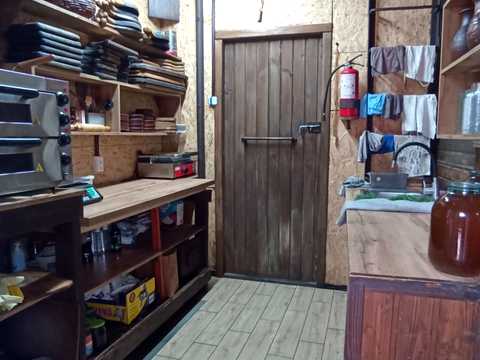 коммерческая по адресу Кузнечна ул., 2