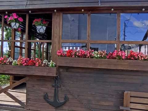 коммерческая по адресу Кузнечна ул., 2