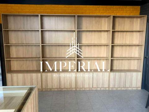 комерційна за адресою Ушинського вул., 1Б