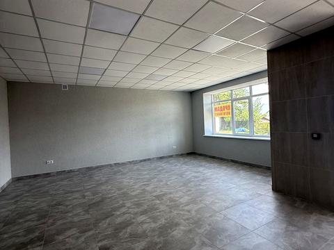 комерційна за адресою Козацька вул., 40