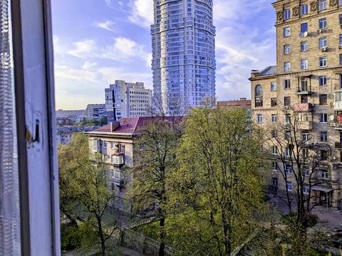 квартира по адресу Кловский спуск, 20