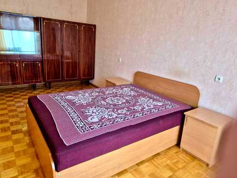 квартира за адресою Владислава Бувалкіна вул. (Бочарова Генерала), 44