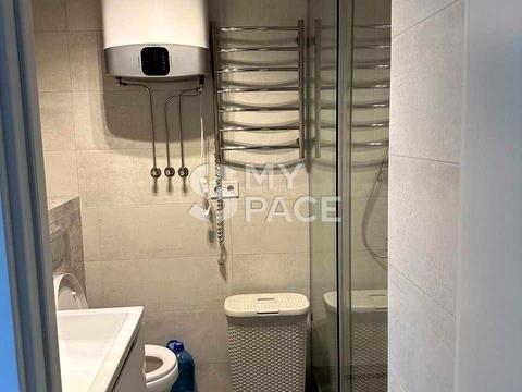 квартира за адресою Академіка Глушкова просп., 9-В