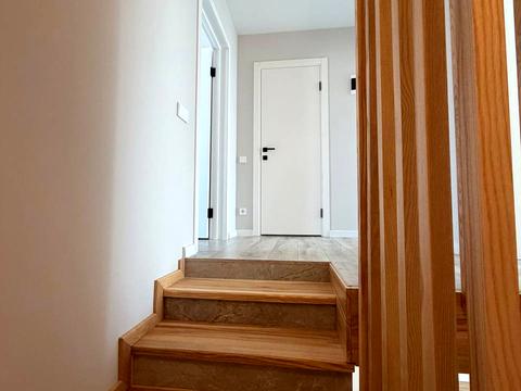 будинок за адресою с. Зимна Вода, Володимира Івасюка вул., 12