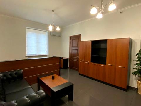 комерційна за адресою Одеса, Довженка вул., 2