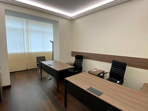 комерційна за адресою Одеса, Довженка вул., 2