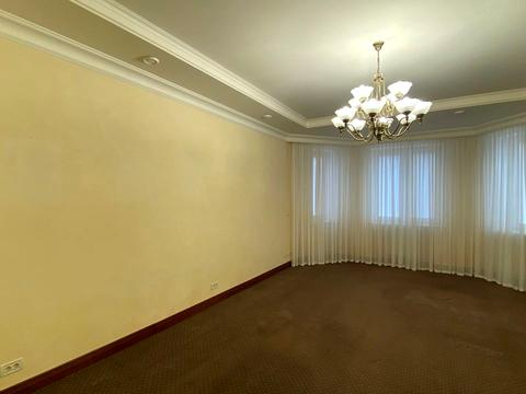 комерційна за адресою Одеса, Довженка вул., 2