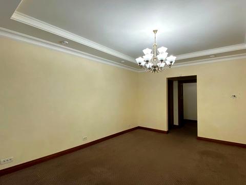 комерційна за адресою Одеса, Довженка вул., 2