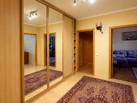 квартира по адресу Ревуцкого ул., 44