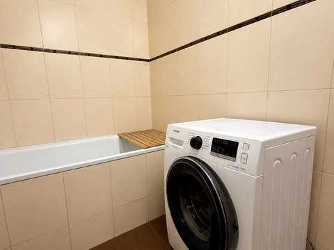 квартира по адресу Ревуцкого ул., 44